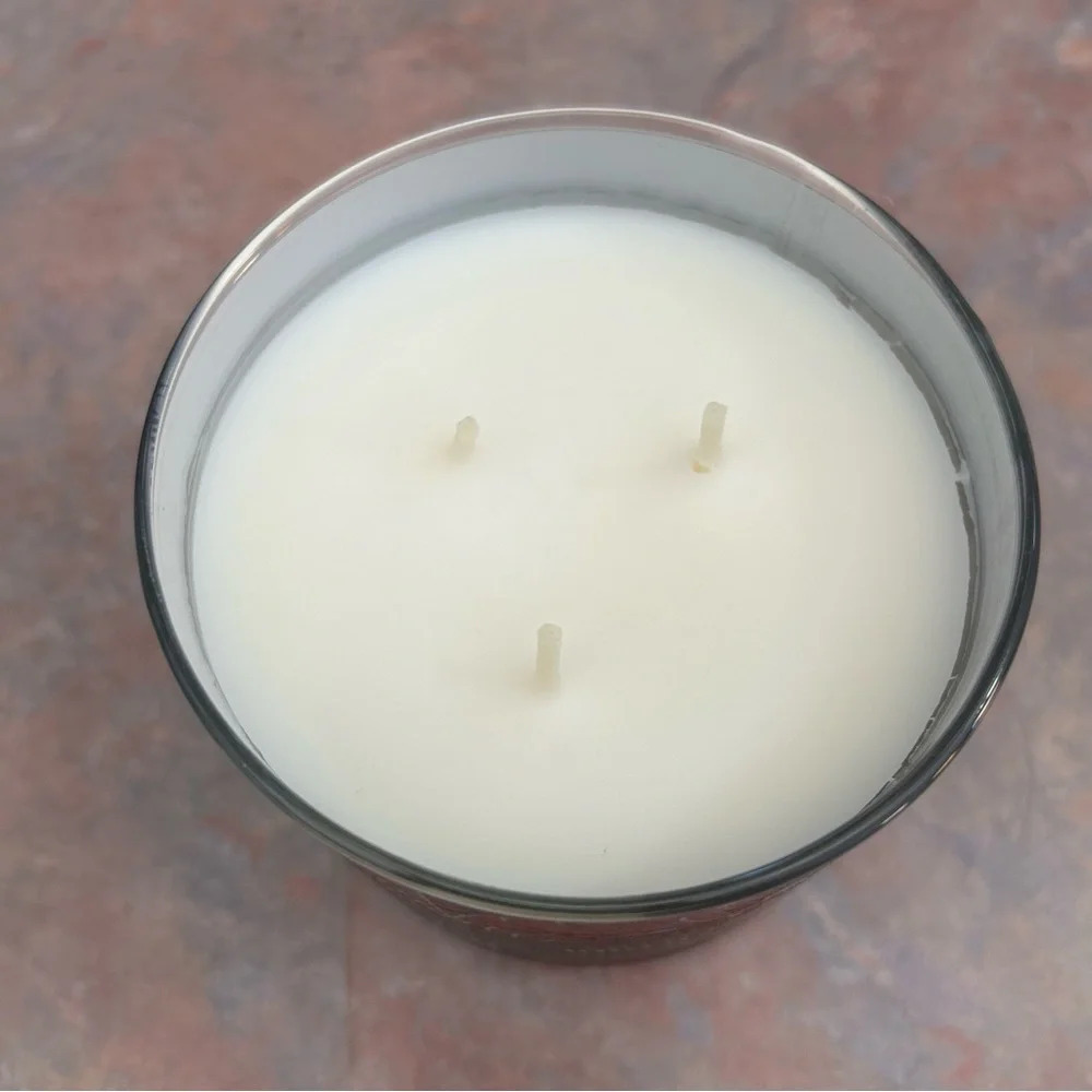 Bath & Body Works Vampire Blood 3-Wick candle - Picture 3 of 6